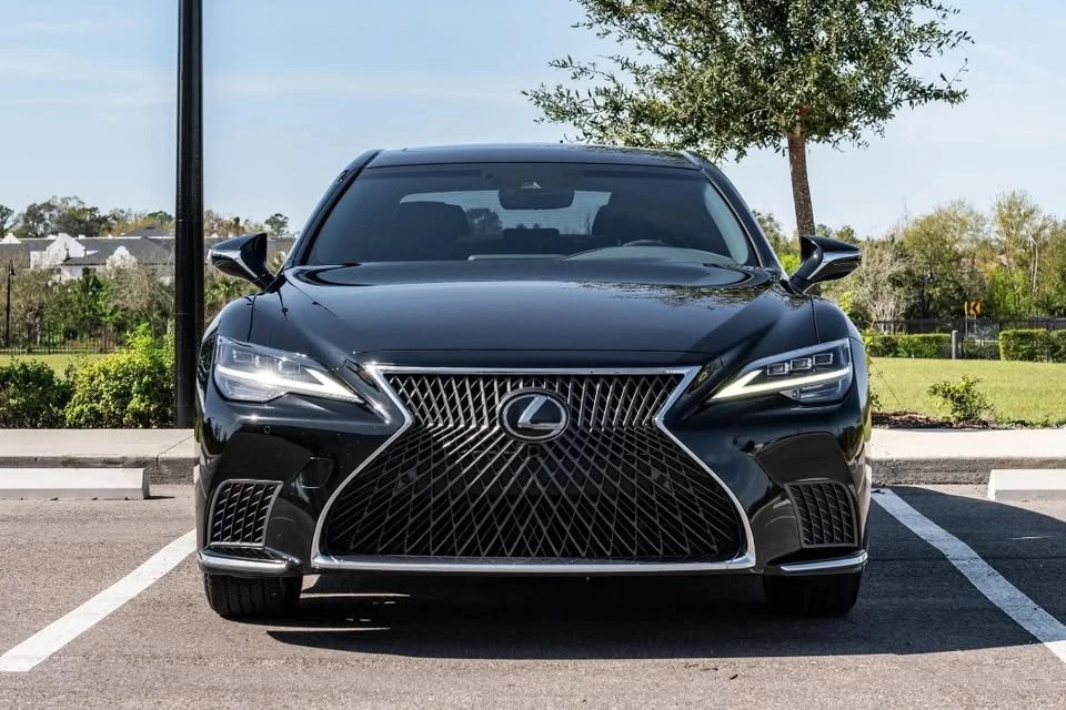2021 Lexus LS 5th Gen - Image 2 of 8