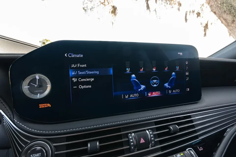 2021 Lexus LS 5th Gen - Image 5 of 9