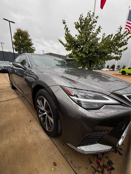 2021 Lexus LS 5th Gen - Image 6 of 8