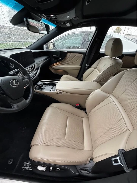 2021 Lexus LS 5th Gen - Image 2 of 8