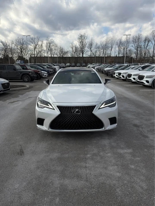 2021 Lexus LS 5th Gen - Image 13 of 15