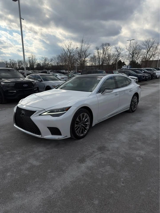 2021 Lexus LS 5th Gen - Image 11 of 15