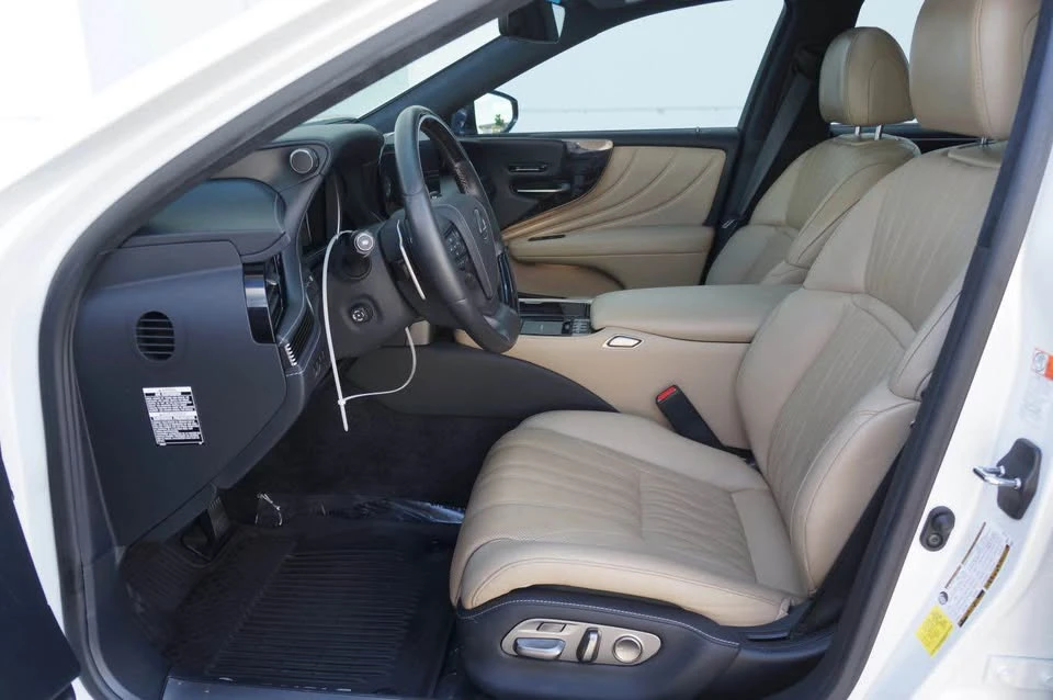 2021 Lexus LS 5th Gen - Image 14 of 21