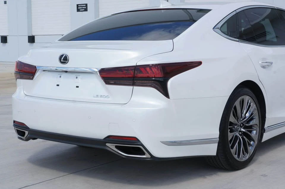 2021 Lexus LS 5th Gen - Image 9 of 21