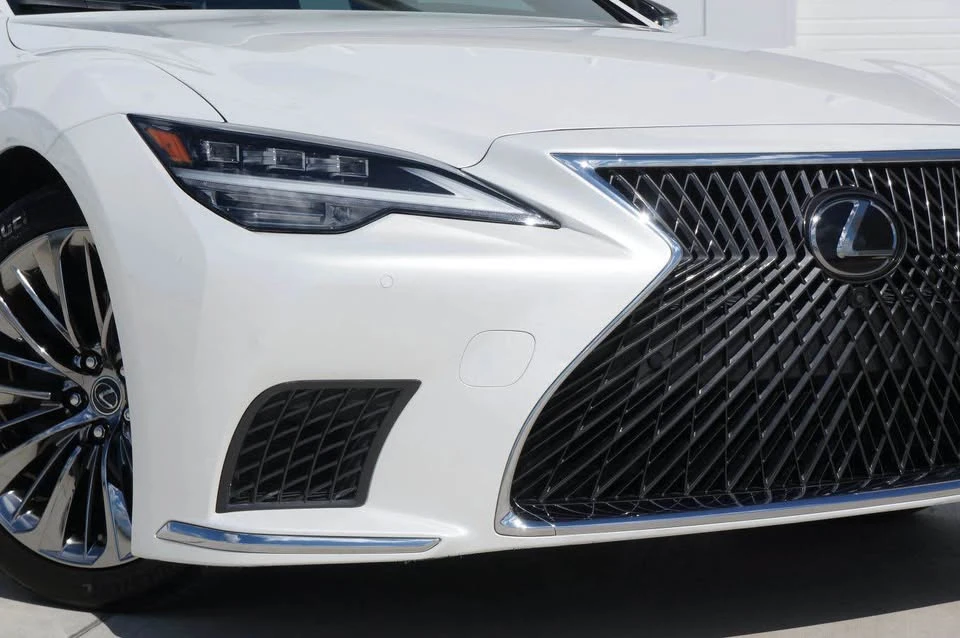2021 Lexus LS 5th Gen - Image 8 of 21