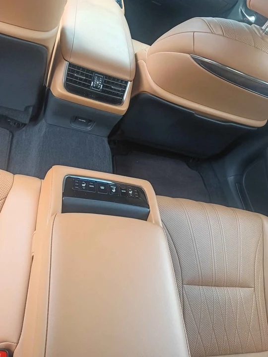 2021 Lexus LS 5th Gen - Image 10 of 12