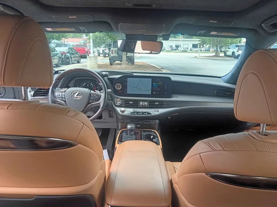 2021 Lexus LS 5th Gen - Image 9 of 12