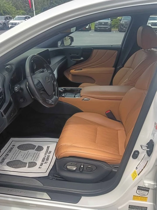 2021 Lexus LS 5th Gen - Image 8 of 12
