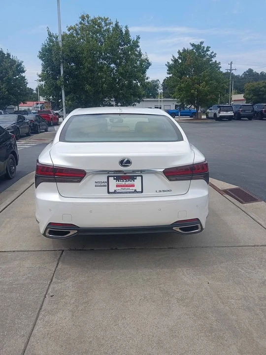 2021 Lexus LS 5th Gen - Image 6 of 12