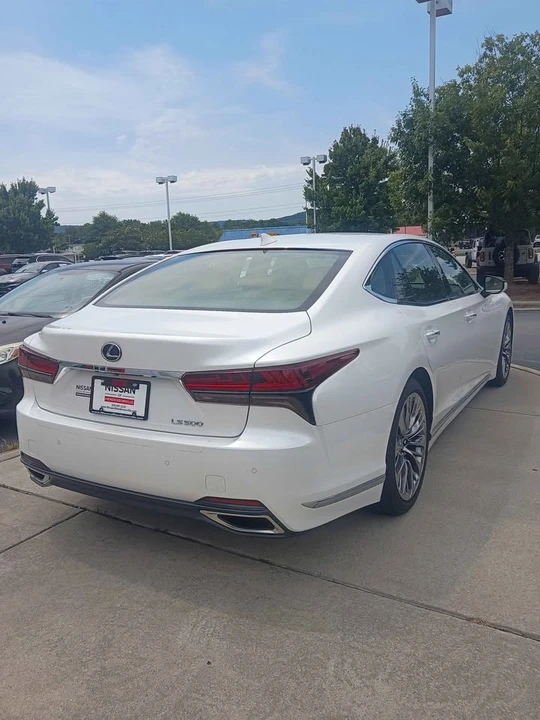 2021 Lexus LS 5th Gen - Image 4 of 12
