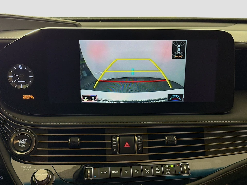 2021 Lexus LS 5th Gen - Image 18 of 31