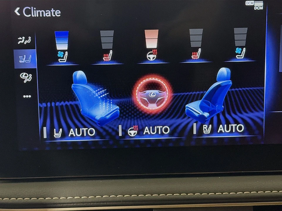 2021 Lexus LS 5th Gen - Image 24 of 31