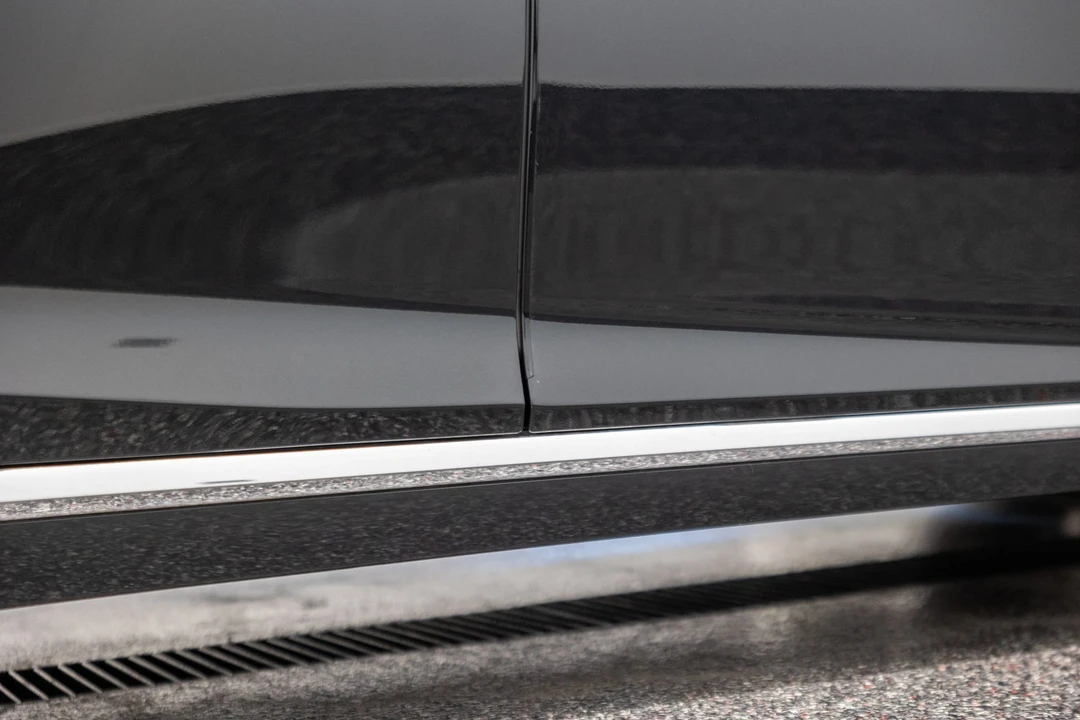 2021 Lexus LS 5th Gen - Image 19 of 31