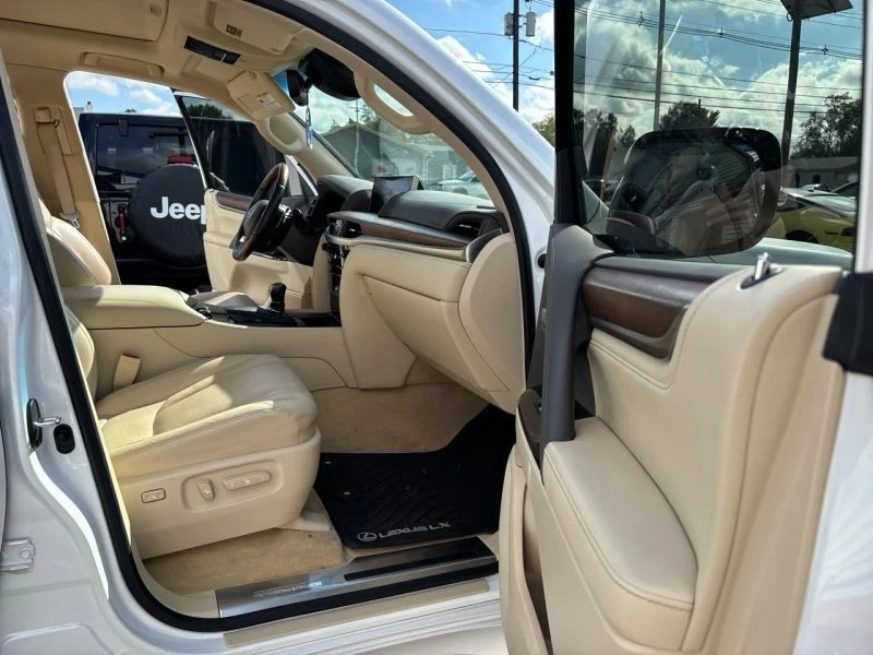 2021 Lexus LX 3rd Gen - Image 9 of 12