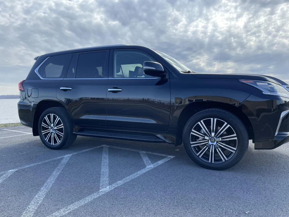 2021 Lexus LX 3rd Gen - Image 21 of 31