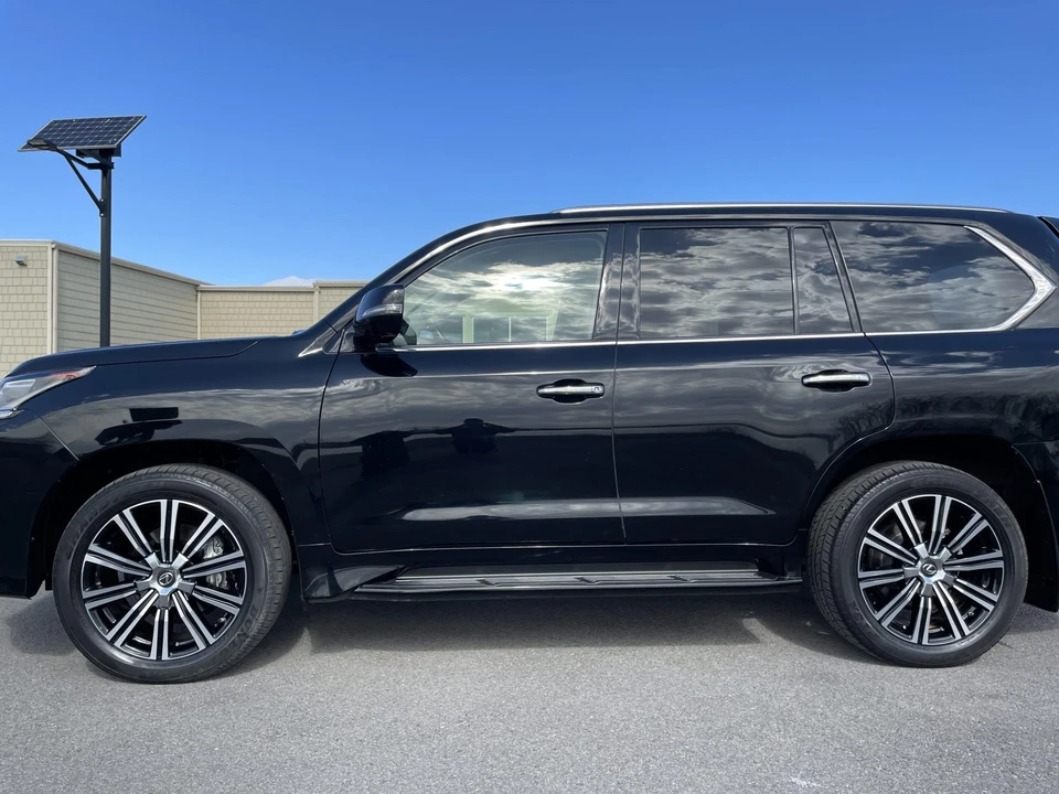 2021 Lexus LX 3rd Gen - Image 16 of 31