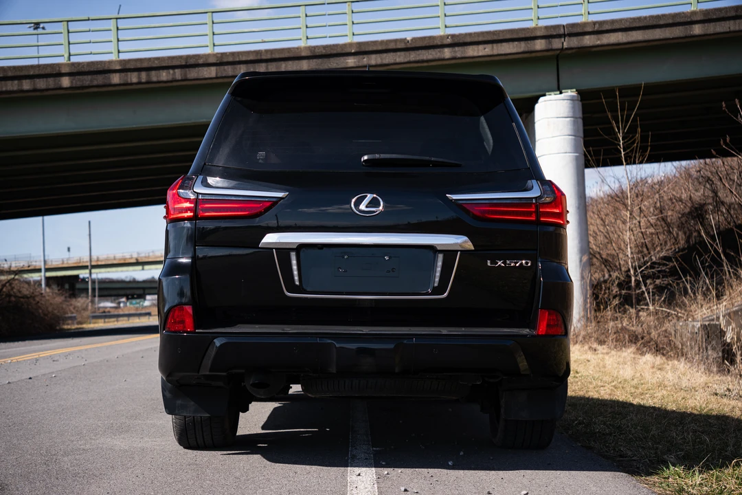 2021 Lexus LX 3rd Gen - Image 7 of 31