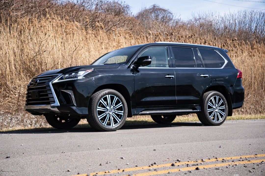 2021 Lexus LX 3rd Gen - Image 3 of 31