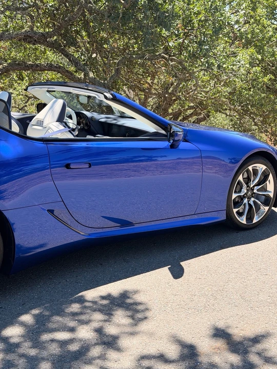 2021 Lexus LC - Image 20 of 31