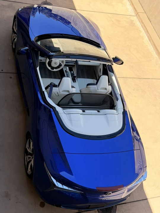 2021 Lexus LC - Image 2 of 31
