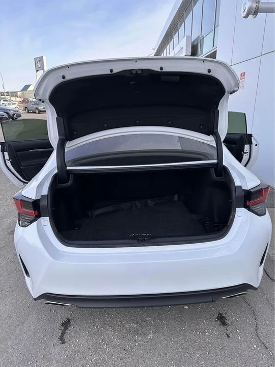 2021 Lexus RC - Image 7 of 16