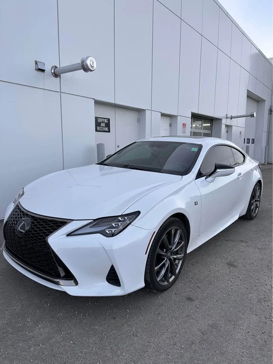 2021 Lexus RC - Image 2 of 16