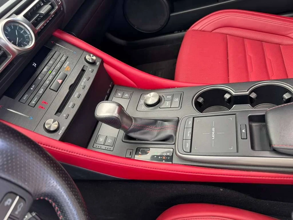 2021 Lexus RC F - Image 21 of 21
