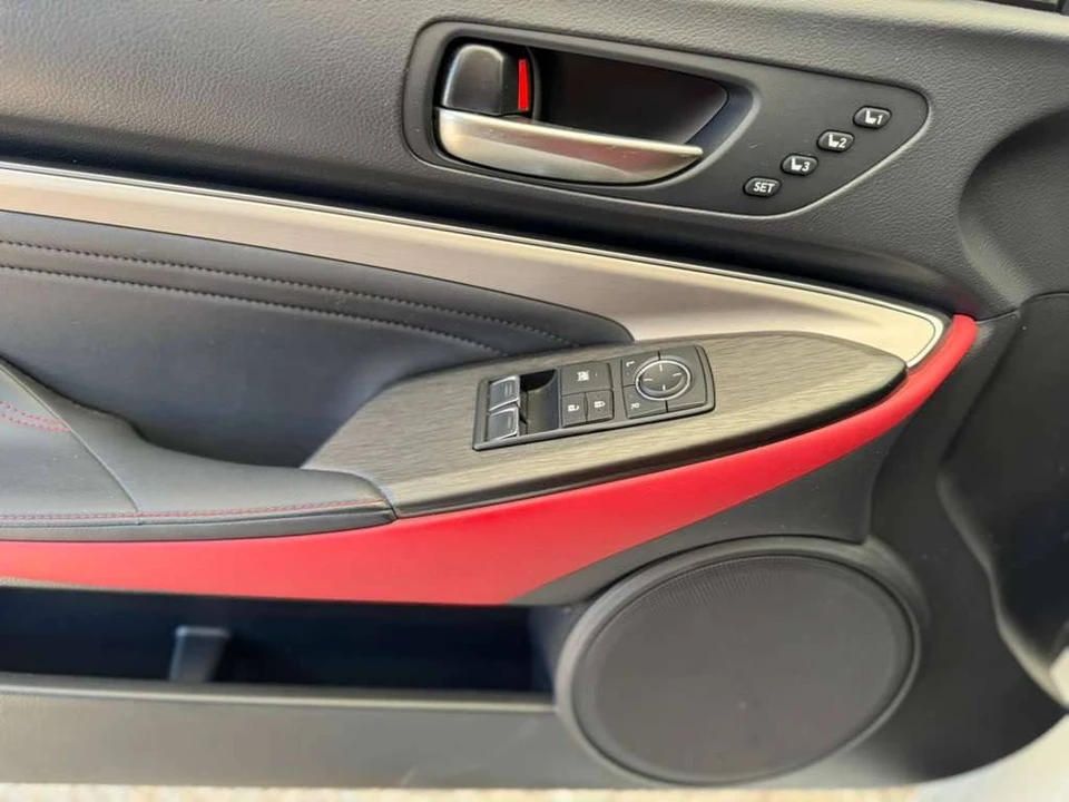2021 Lexus RC F - Image 8 of 21