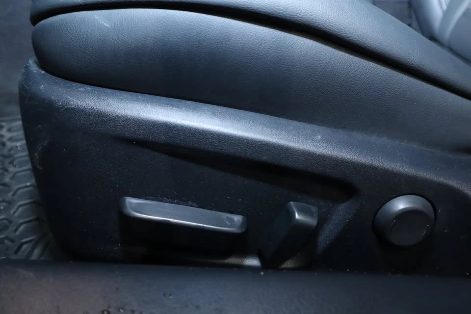 2021 Lexus RC - Image 14 of 20