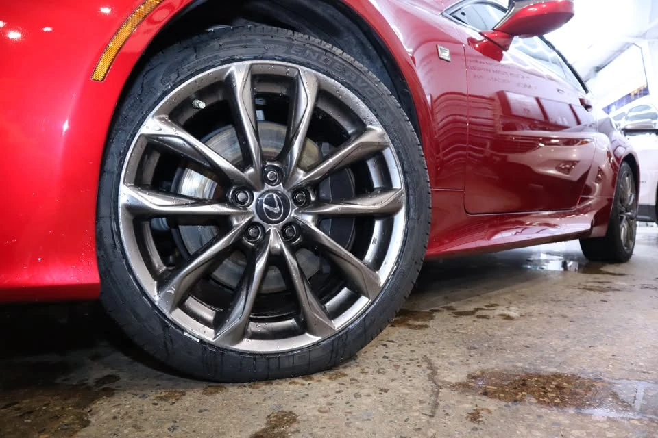 2021 Lexus RC - Image 9 of 20