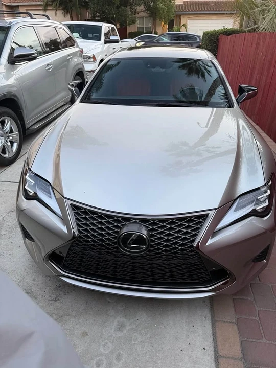 2021 Lexus RC - Image 4 of 8