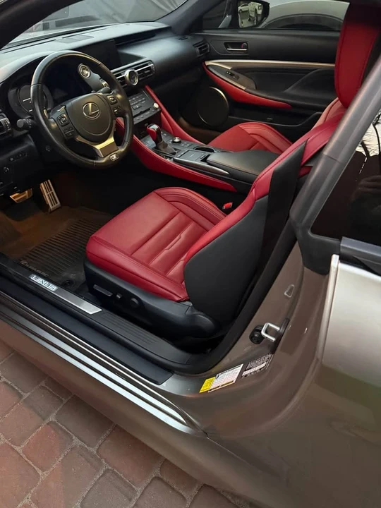 2021 Lexus RC - Image 7 of 8
