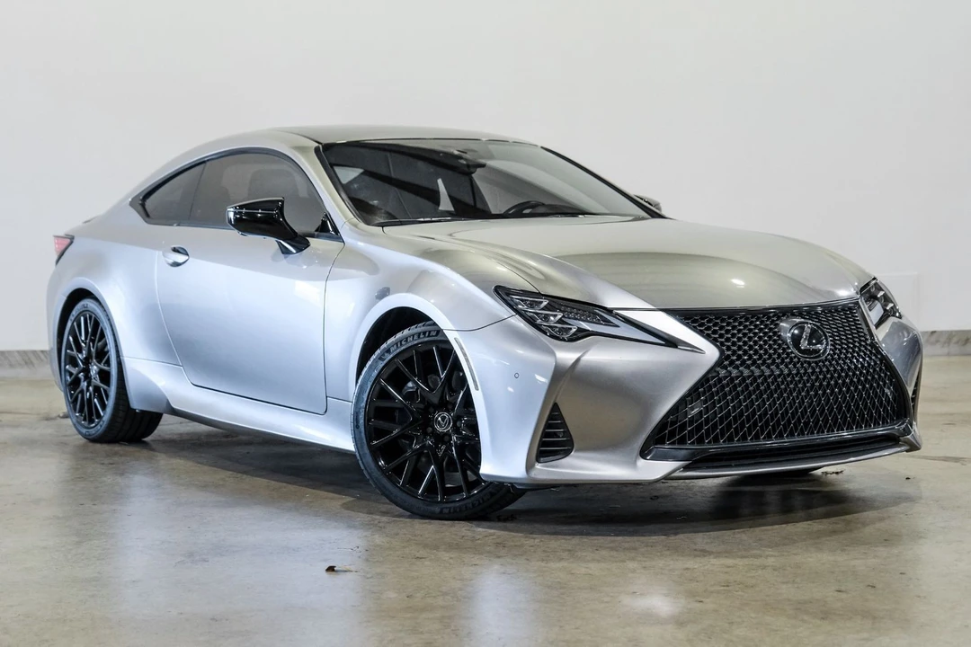 2021 Lexus RC - Image 4 of 12