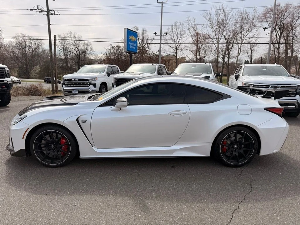 2021 Lexus RC F - Image 4 of 11