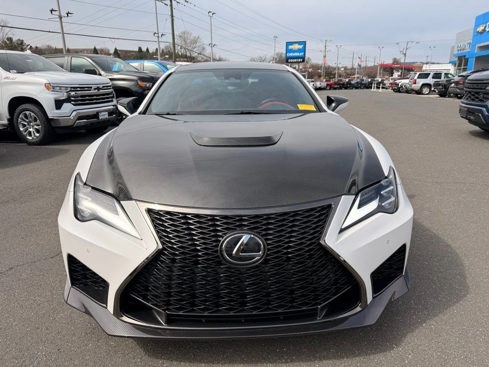 2021 Lexus RC F - Image 2 of 11