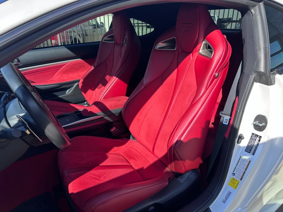 2021 Lexus RC F - Image 19 of 21