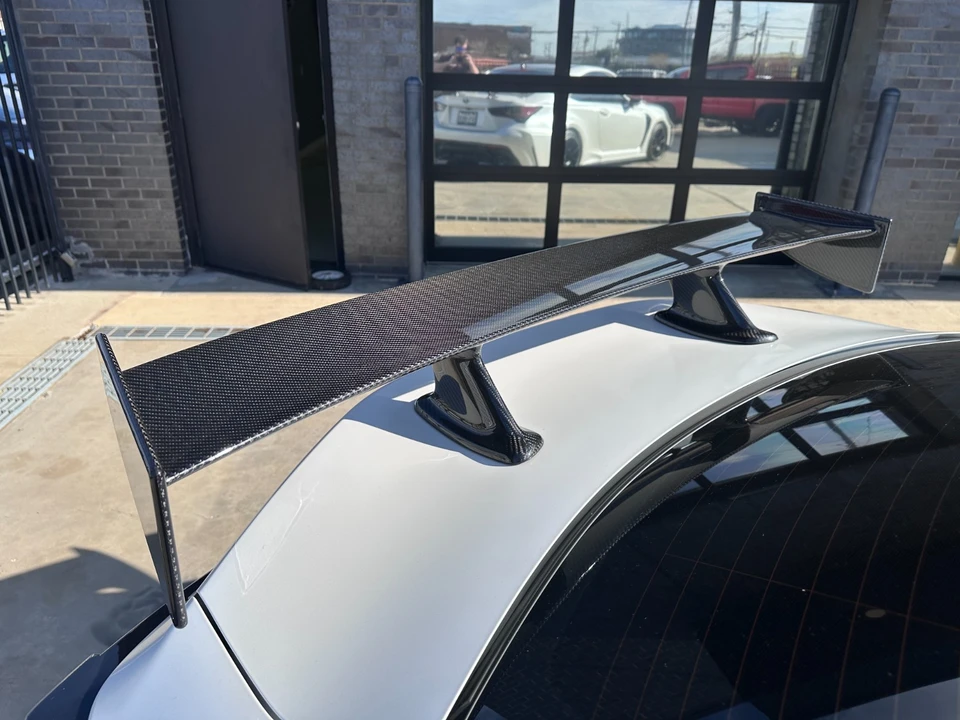 2021 Lexus RC F - Image 11 of 21
