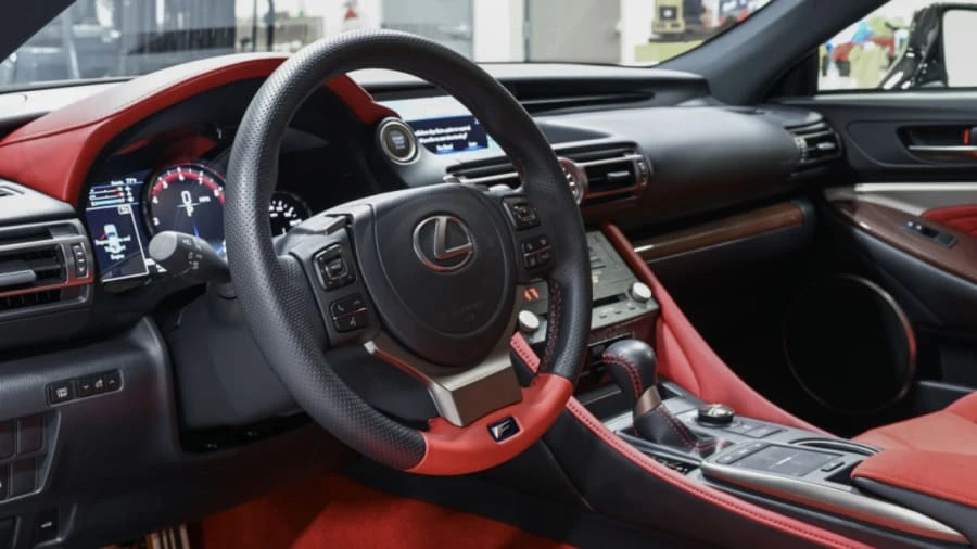 2021 Lexus RC F - Image 11 of 30