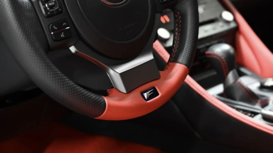 2021 Lexus RC F - Image 12 of 30