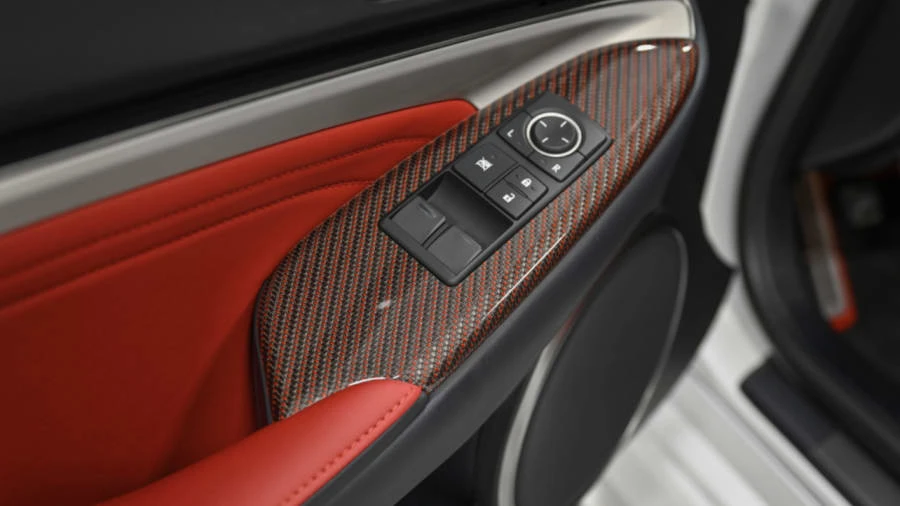 2021 Lexus RC F - Image 16 of 30