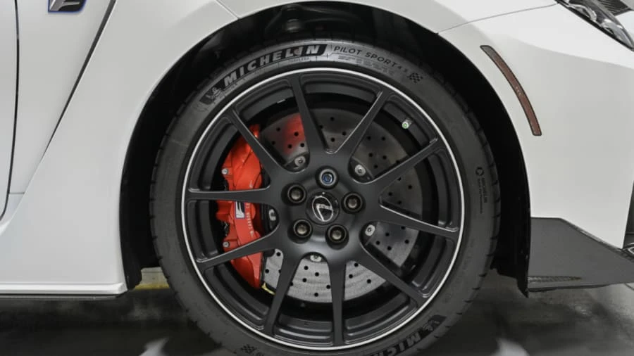 2021 Lexus RC F - Image 21 of 30