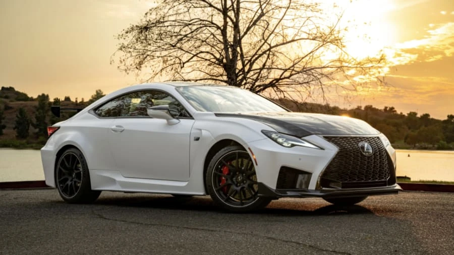 2021 Lexus RC F - Image 26 of 30