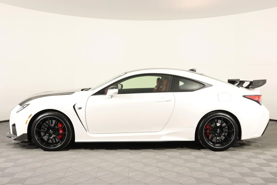 2021 Lexus RC F - Image 7 of 31