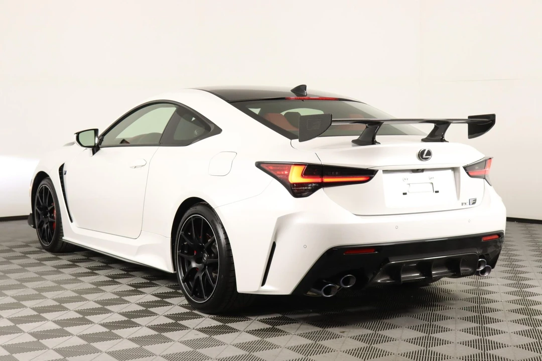 2021 Lexus RC F - Image 6 of 31
