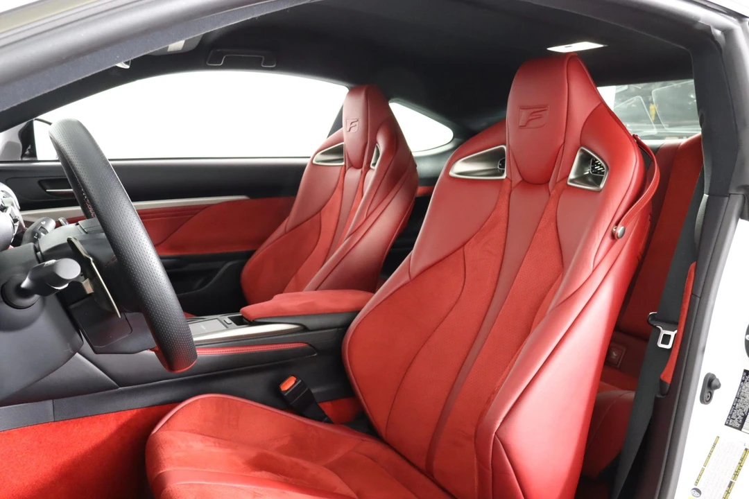 2021 Lexus RC F - Image 15 of 31