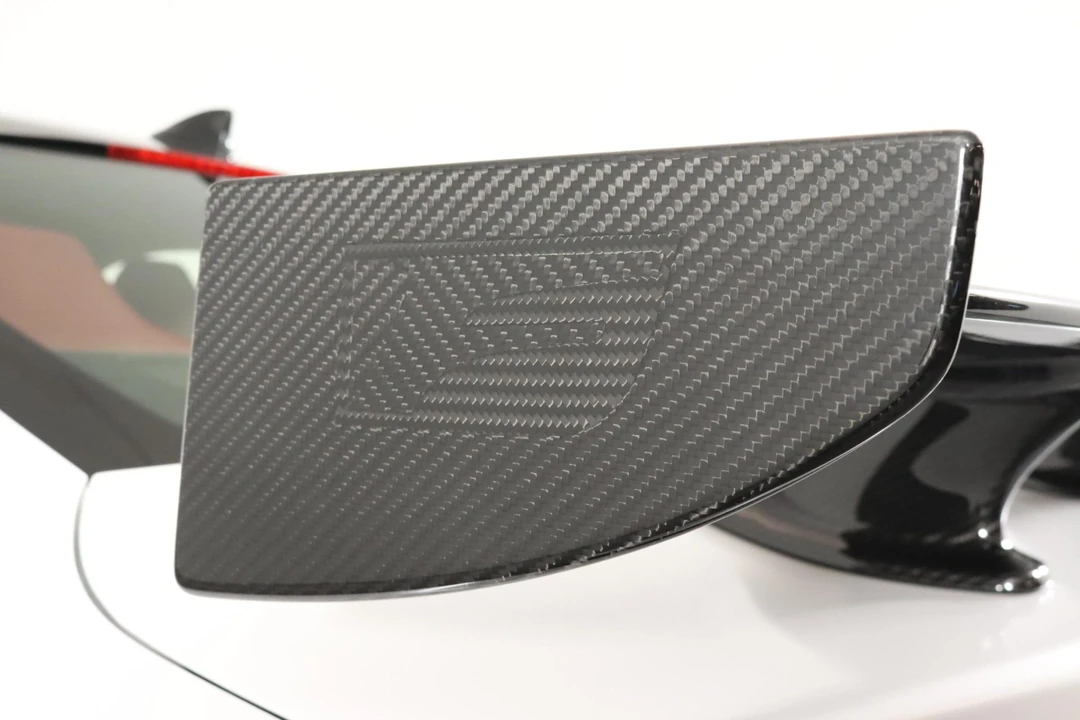 2021 Lexus RC F - Image 8 of 31