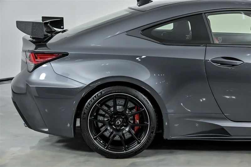 2021 Lexus RC F - Image 14 of 21