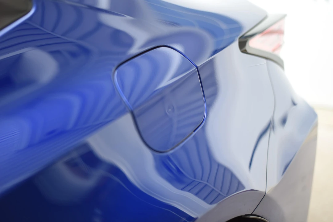 2021 Lexus RC F - Image 29 of 31