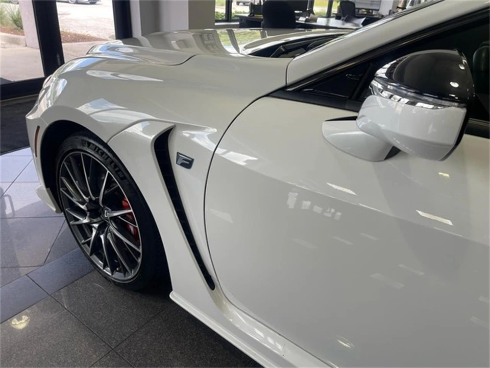 2021 Lexus RC F - Image 11 of 31