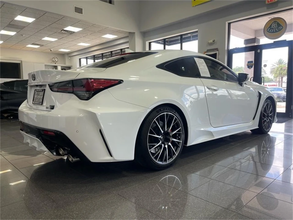 2021 Lexus RC F - Image 5 of 31